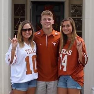 Meet your Posher, Trace